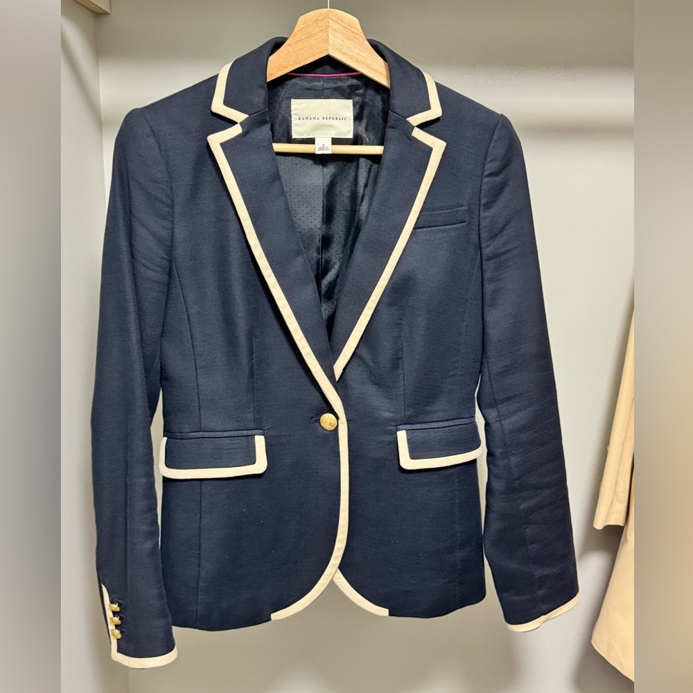 Banana Republic Navy Blazer with Cream Accents Size 0